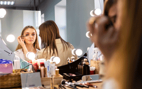 Makeup<br><span>Coming Soon</span>